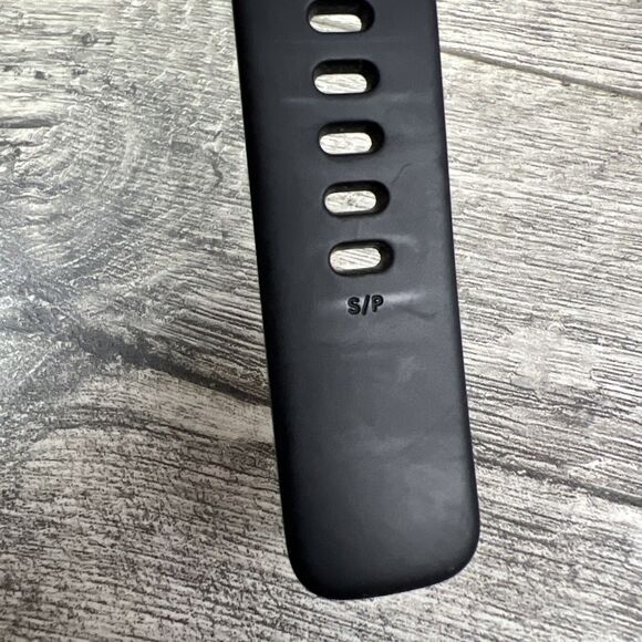 Fitbit FB423 Smart Watch Luxe Fitness & Wellness Tracker Black Size S/P - Picture 8 of 10